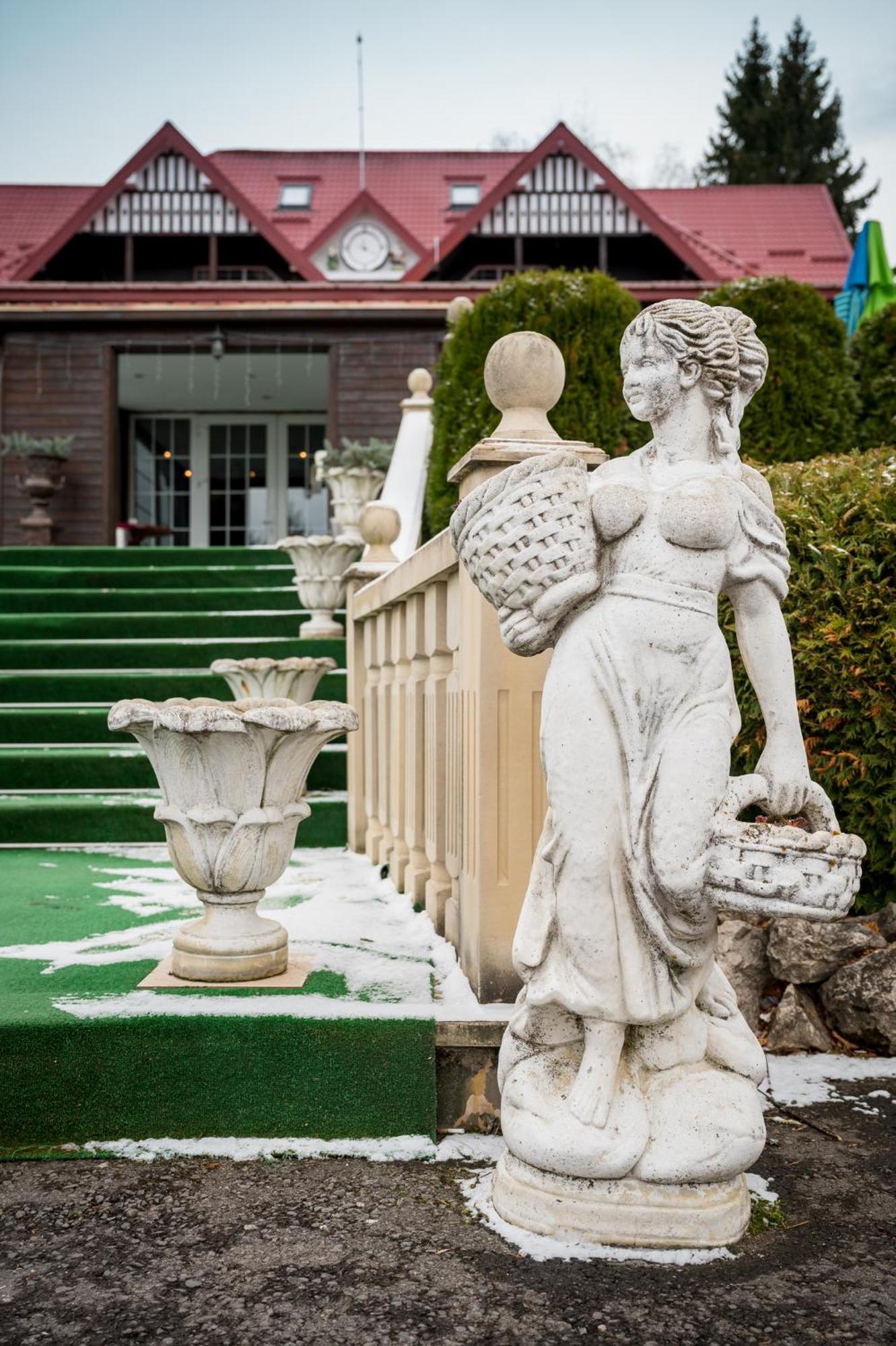 פויאנה ברשוב Monterai Resort מראה חיצוני תמונה