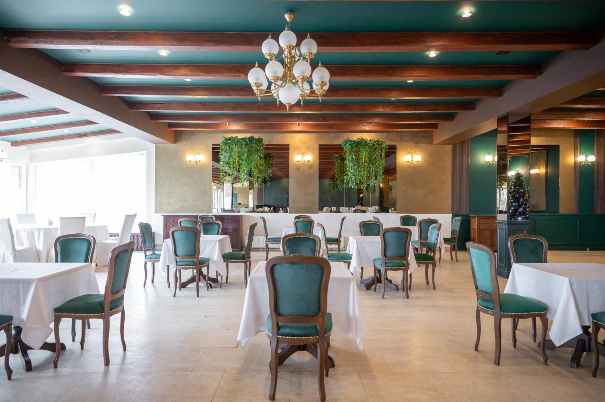 פויאנה ברשוב Monterai Resort מראה חיצוני תמונה