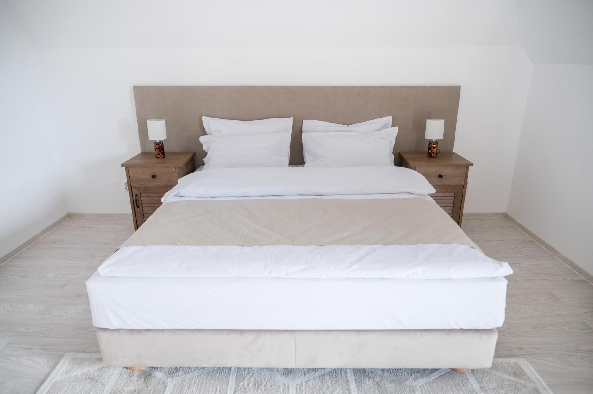 פויאנה ברשוב Monterai Resort מראה חיצוני תמונה