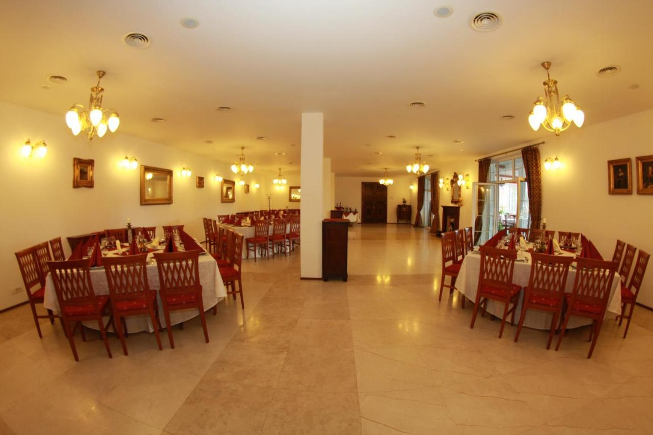 פויאנה ברשוב Monterai Resort מראה חיצוני תמונה