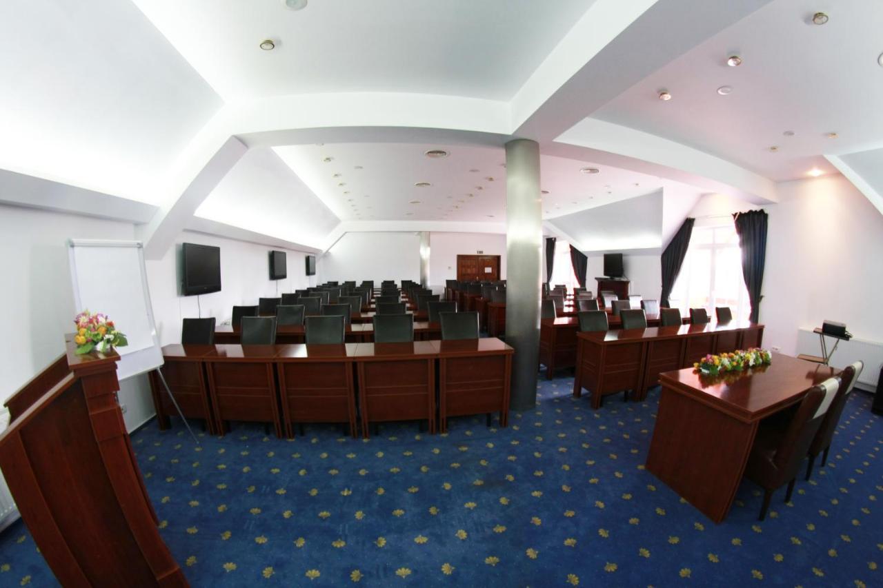 פויאנה ברשוב Monterai Resort מראה חיצוני תמונה